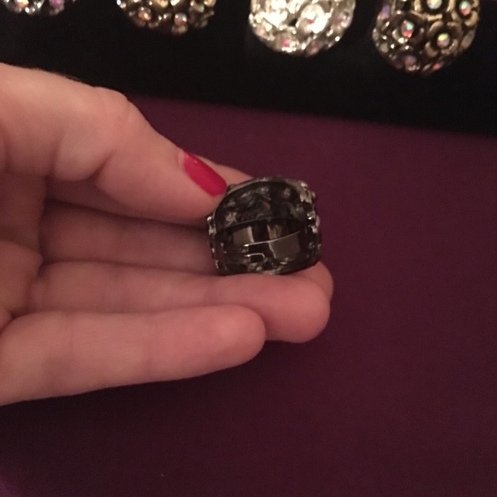 Wholesale Lot “Cluster of Roses” Rhinestone Rings - Picture 7 of 7